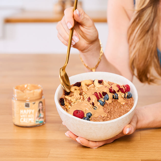 Happy White Hazel Creme